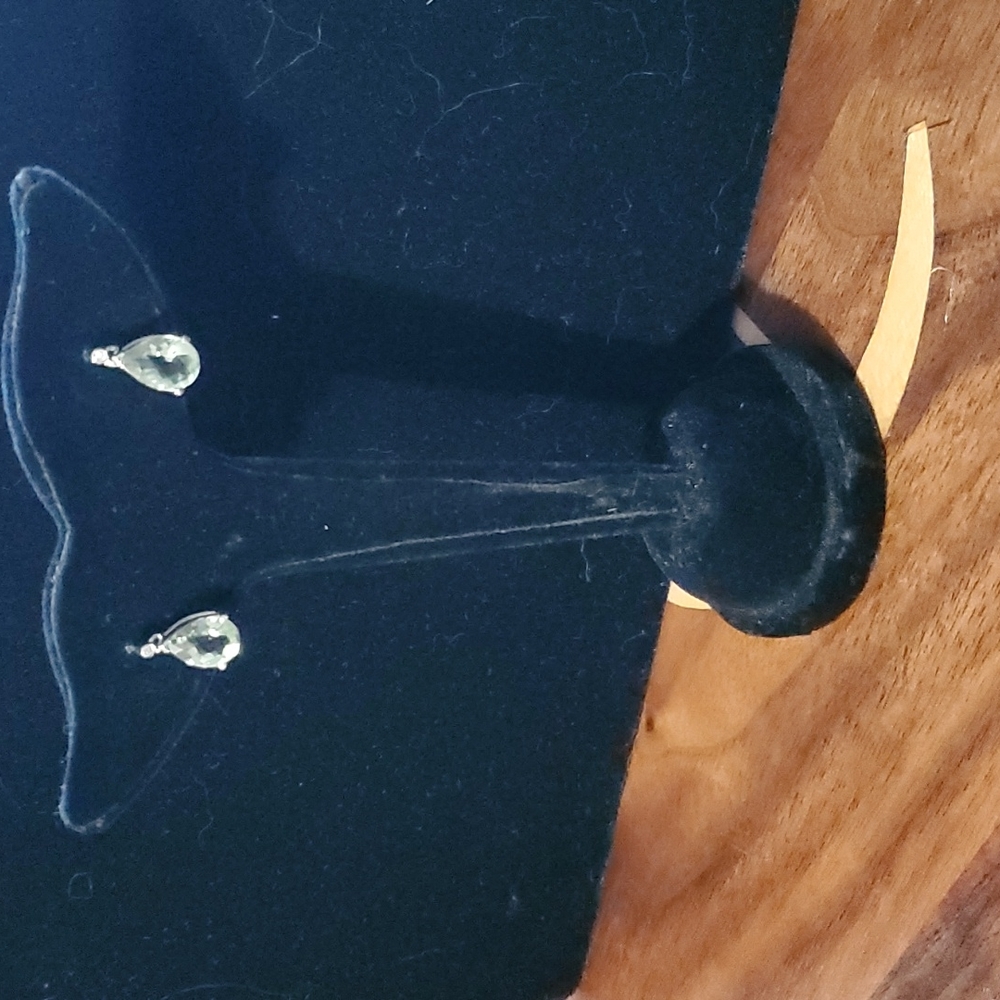 Diamond and glass earrings
